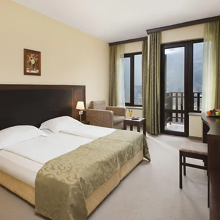 מלון Balneo Complex Saint Spas 5*